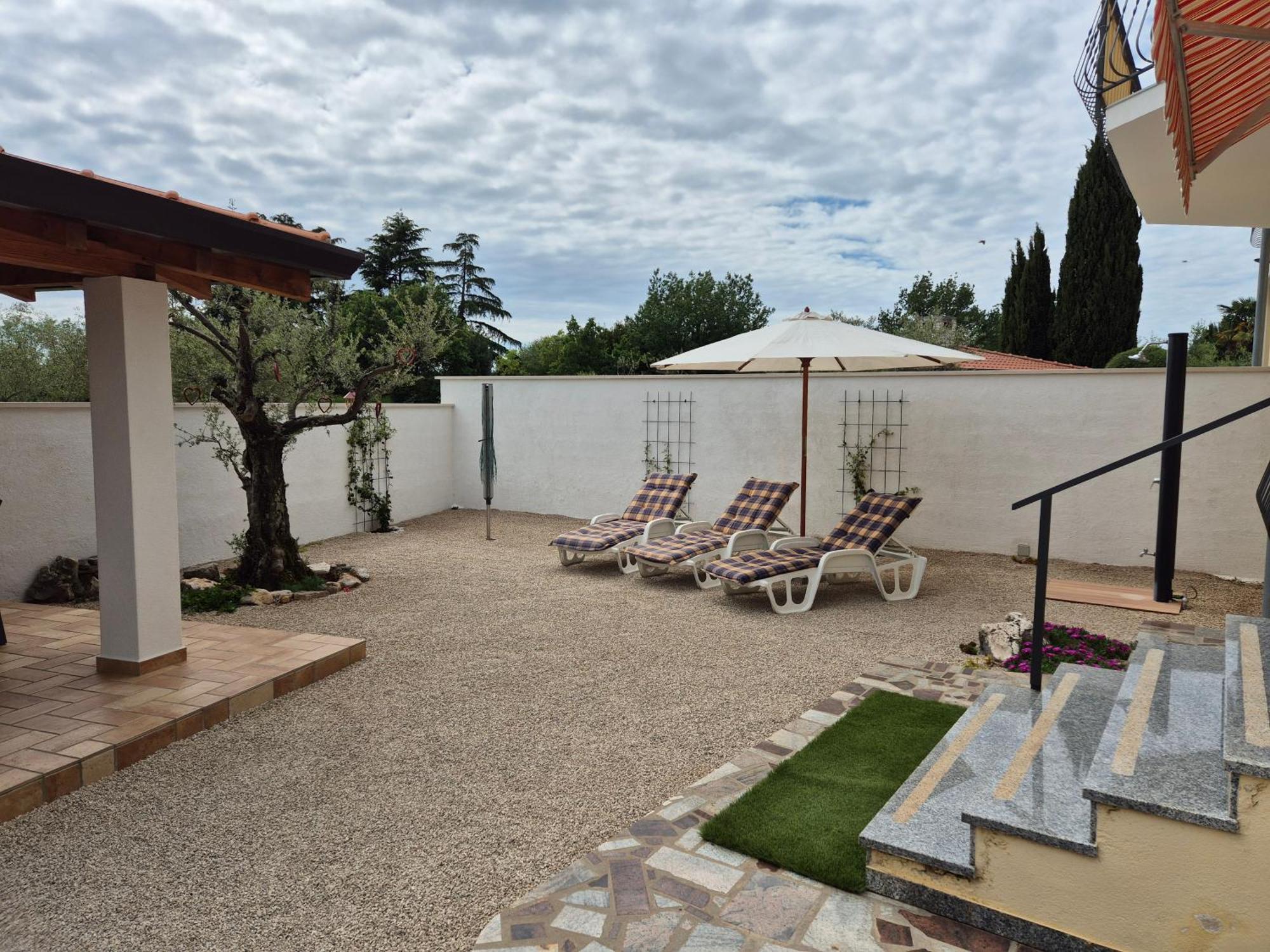 Apartment Vinja Porec - Privat Garden - Whirlpool 外观 照片