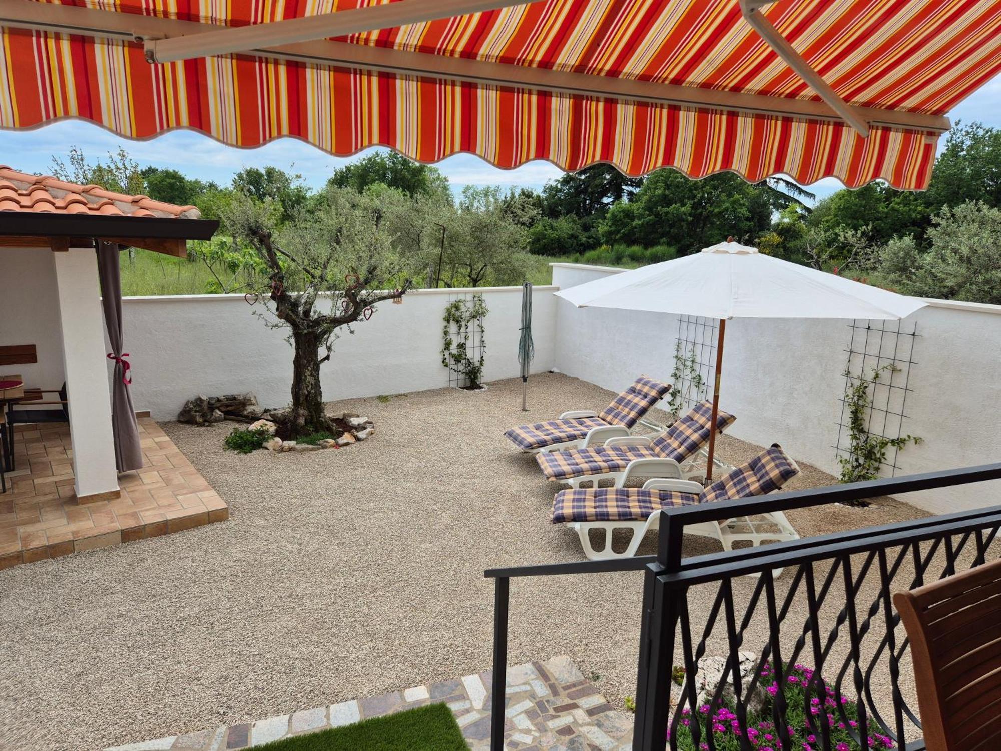 Apartment Vinja Porec - Privat Garden - Whirlpool 外观 照片